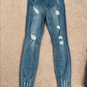 MISSGUIDED JEANS